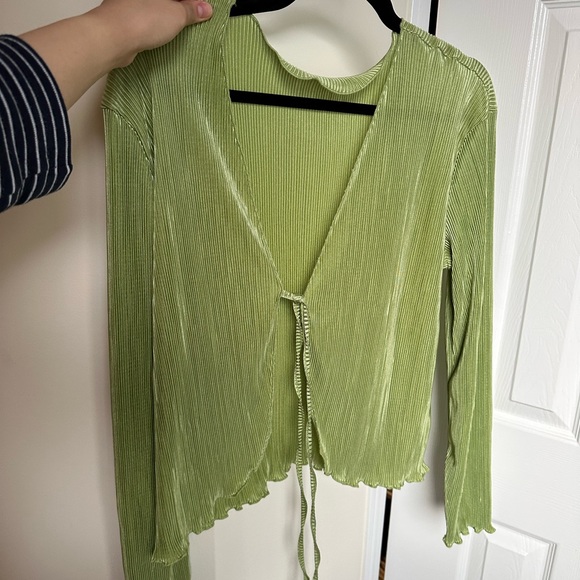 Lettuce Trim Tie Front Textured Blouse - Picture 6 of 6